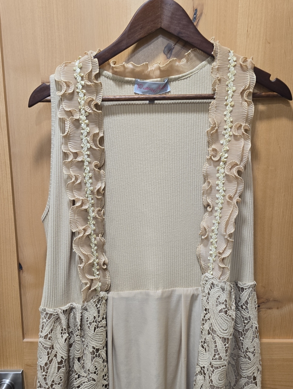 PRETTY ANGEL Beige Ruffle and Lace Accent Long Duster Vest - Picture 8 of 9
